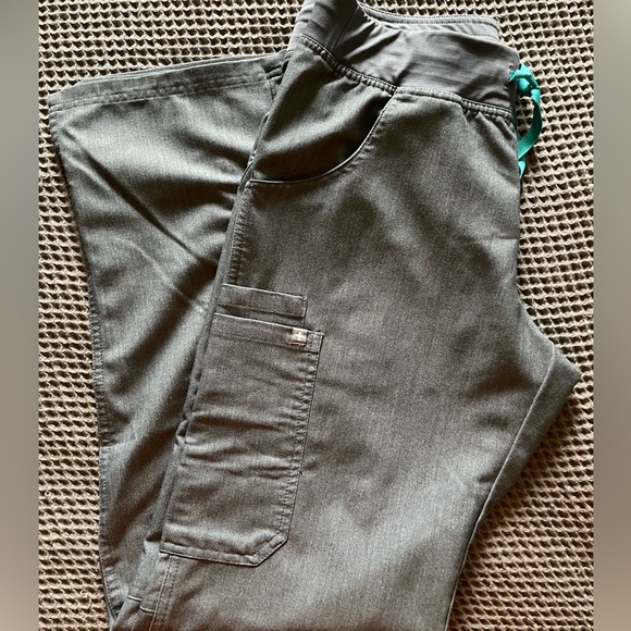 Figs kade/cargo scrub pants-graphite, small regular length - Picture 1 of 2